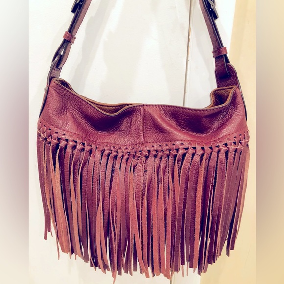 🌺 orYANY Bags- orYANY Fringe Shoulder Bag- maroon- 🌺 - Picture 2 of 15